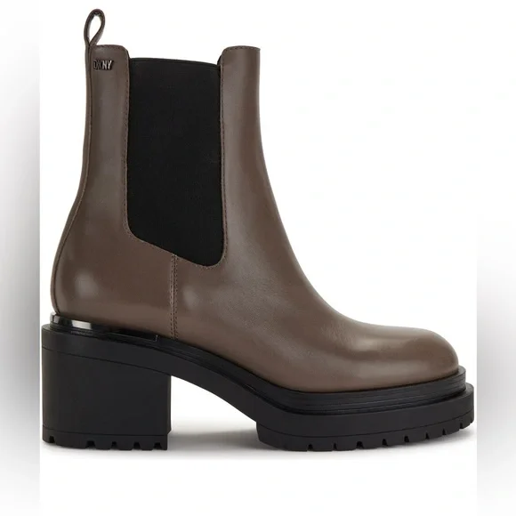 DKNY Women's Patria Pull-On Chelsea Booties- Size 6 - Picture 1 of 11